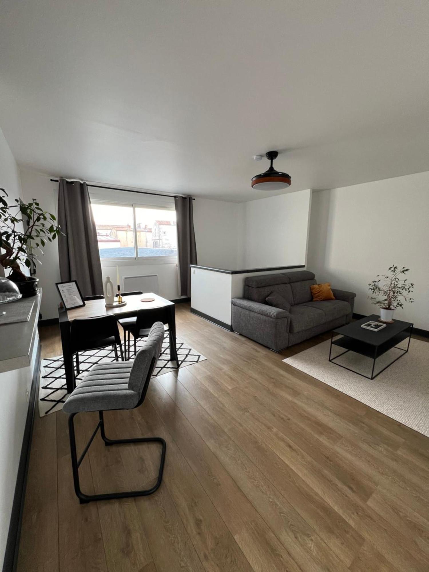 Ferienwohnung Hyper Centre A 80M Du Vieux Marche, T2 Calme Vue Sur Les Toits Rue Du Minage La Rochelle  Exterior foto