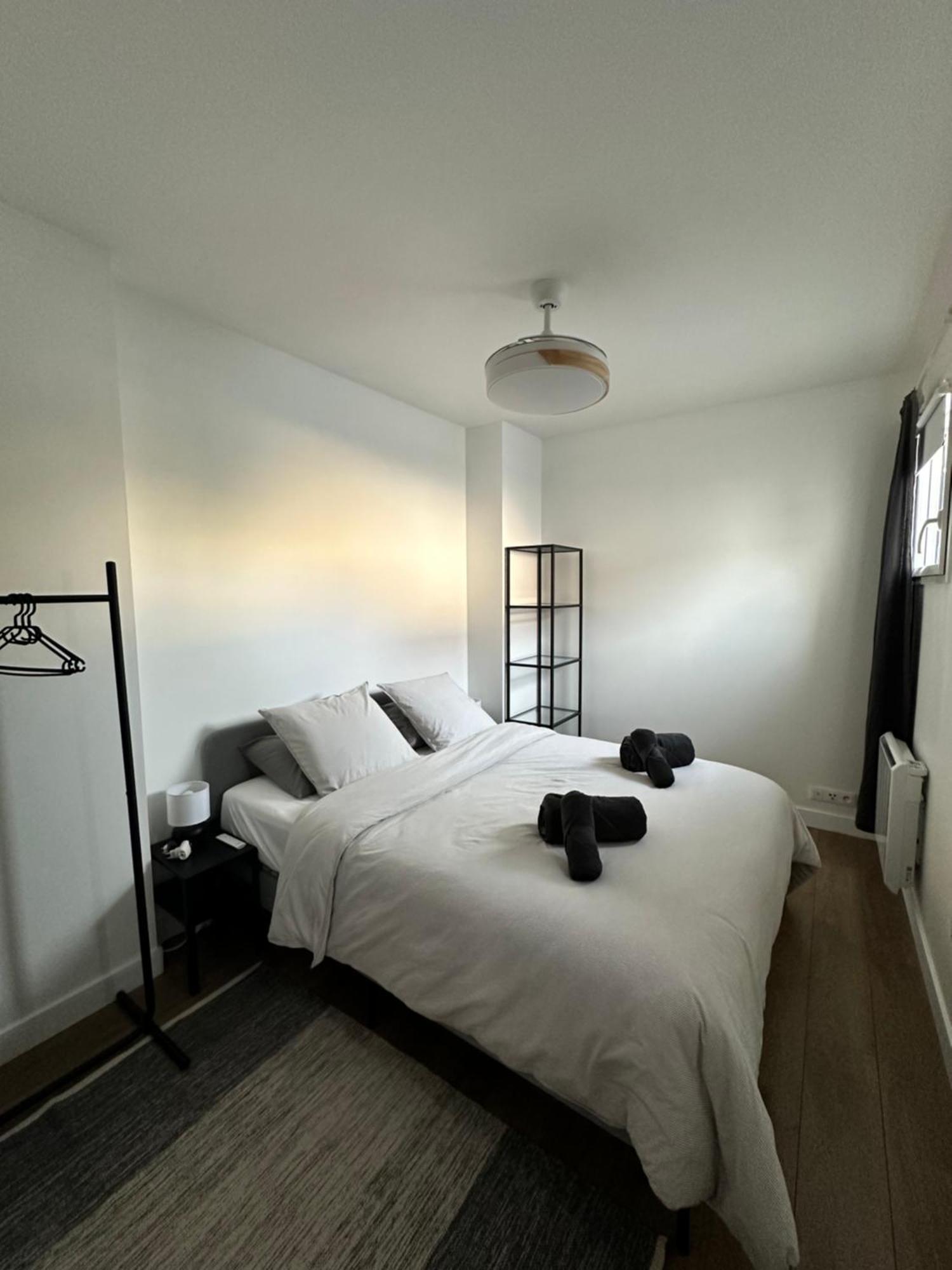 Ferienwohnung Hyper Centre A 80M Du Vieux Marche, T2 Calme Vue Sur Les Toits Rue Du Minage La Rochelle  Exterior foto