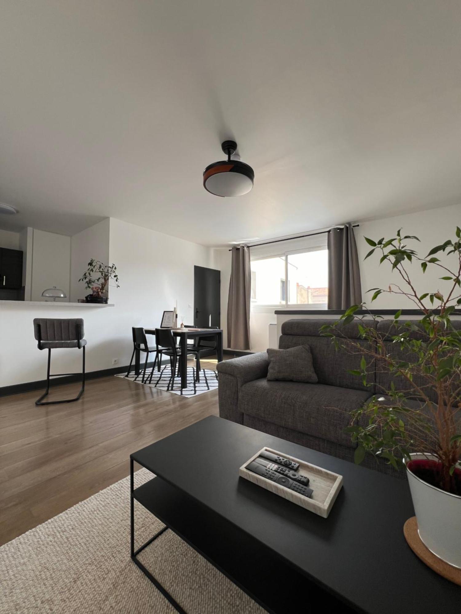 Ferienwohnung Hyper Centre A 80M Du Vieux Marche, T2 Calme Vue Sur Les Toits Rue Du Minage La Rochelle  Exterior foto